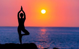 Nếu căng thẳng, lo âu và chán nản kéo dài, hãy thử thay đổi bản thân với Yoga: Bạn sẽ nhận ra nhiều lợi ích to lớn trước đây chưa từng biết
