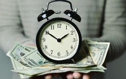 Người giàu không sử dụng thời gian như một loại tiền tệ: Chỉ 5 phút suy nghĩ thấu đáo, bạn sẽ thoát khỏi 10 năm chật vật với đời