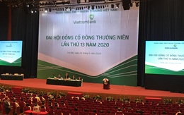 "Ông lớn" Vietcombank lo nợ xấu tăng mạnh