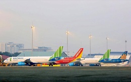 Các hãng hàng không đồng loạt tăng chuyến, đổi, hoàn vé bay cho khách đi, đến Đà Nẵng