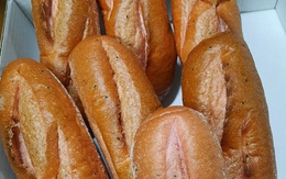 "Vua" bánh mì TP HCM tham gia giải cứu thanh long