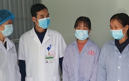 [TIN VUI] Mẹ và em gái nữ công nhân Vĩnh Phúc trở về từ Vũ Hán khỏi Covid-19, được xuất viện