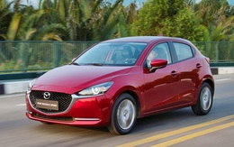 Xe nhỏ bỏ mác xe cỏ tại Việt Nam: Mazda2 thêm ‘option’ như xe tiền tỷ, Vios làm điều chưa từng có