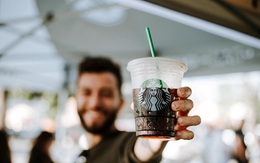 Giải mã 'cỗ máy bán hàng' Starbucks: 5 tuyệt chiêu tâm lý lấy lòng khách kiếm doanh thu, công ty nào cũng cần biết