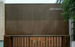 Hermès đạt doanh thu 2,7 triệu USD trong ngày đầu mở cửa lại tại một cửa hàng