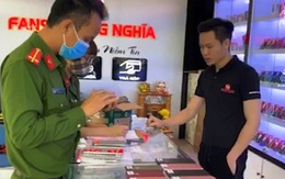 Phát hiện 3 cửa hàng, siêu thị bán hàng chục chiếc Iphone "lậu" ở Quảng Bình