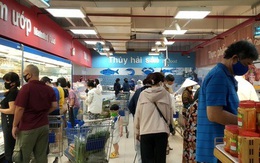 Chợ, siêu thị ở TP HCM đông vui trong 2 ngày nghỉ lễ