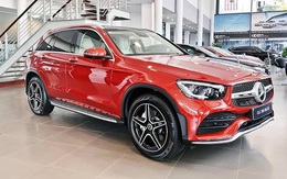 Không nằm yên như xe phổ thông, Mercedes-Benz, BMW và Audi ganh đua gay gắt tại Việt Nam: Sẵn hàng nhiều xe mới, ‘option’ ngày càng xịn, mặt bằng giá giảm sâu