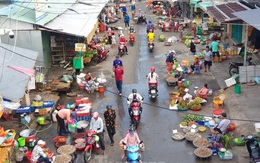 Chợ lớn nhất Phú Quốc nhộn nhịp sau giãn cách xã hội