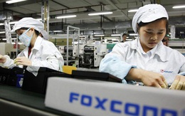 Apple thừa nhận thất bại: Công nhân Foxconn lắp ráp iPhone tốt hơn nhiều so với máy móc tự động