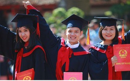 Từ 1/7, sinh viên tốt nghiệp loại xuất sắc có thể được xét tuyển vào viên chức