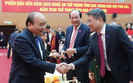 Chùm ảnh: Thủ tướng Nguyễn Xuân Phúc dự Đại hội Đảng bộ tỉnh Nghệ An