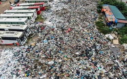 Khu Nam Sơn thông xe một tuần, rác vẫn chất thành 'núi' nhiều nơi ở nội đô