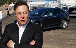Elon Musk kể về lần chỉ còn 1 tháng nữa là Tesla phá sản, đã tiết lộ trong ngày Cá tháng 4 năm 2018 nhưng không ai tin!