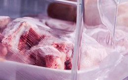 Thịt để tủ lạnh quá 5 ngày: Rất có hại nếu cố ăn tiếp, chẳng những kích thích tế bào ung thư mà còn gây ra nhiều vấn đề sức khỏe