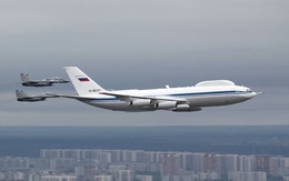 Guardian: Máy bay ngày tận thế của Nga bị trộm đồ