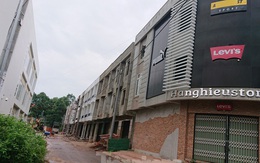 Ngang nhiên xẻ đất 'vàng' xây nhà bán trái phép