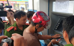 3 người Trung Quốc gắn thiết bị camera ở hàng loạt cây ATM để lấy cắp tiền