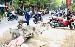 Nhiều phố Hà Nội chưa hạ ngầm theo quy định vẫn vô tư lát đá vỉa hè