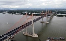Ngắm cây cầu được ví là đòn bẩy phát triển kinh tế Quảng Ninh