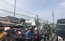 Cung đường kết nối Nhơn Trạch với Quận 2 (Tp.HCM) qua phà Cát Lái kẹt xe kinh hoàng, người dân mong chờ cầu Cát Lái " giải cứu"