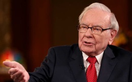 Warren Buffett liên tiếp bị S&P 500 đánh bại, tín hiệu gì cho thị trường chứng khoán?