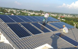 Bloomberg nhận định gì về "hiện tượng" 4,6GW công suất điện mặt trời mái nhà chạy đua trong 1 tuần ở Việt Nam?