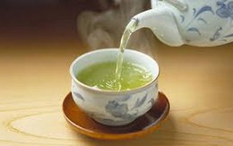 [Ảnh sức khỏe] Người Việt cần bỏ ngay 3 thói quen uống trà đang hại sức khoẻ