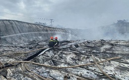 Bình Định: Cháy dữ dội ở công ty may, thiệt hại ước tính hơn 10 tỉ đồng