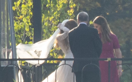 Tỷ phú Bill Gates cùng vợ cũ làm lành, dắt tay con gái trong hôn lễ đẹp như mơ