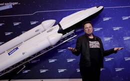 Sợ phải trả đến 50 tỷ USD tiền thuế, Elon Musk nói "Thà dùng số tiền đó để đưa người lên Sao Hỏa"
