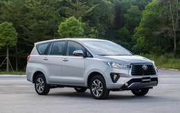 Giá xe Toyota Innova 2021 lao dốc kỷ lục tại đại lý, giá mới chỉ từ 715 triệu đồng