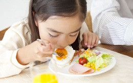 3 kiểu bữa sáng cực kỳ dễ gây ung thư cho trẻ nhỏ, hơn nữa còn gây đau dạ dày và làm tổn thương nhiều cơ quan