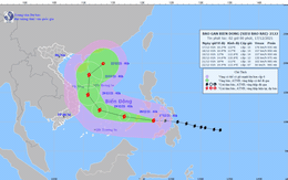 Chiều nay, siêu bão RAI giật cấp 17 đang hướng vào Biển Đông