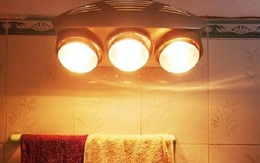 5 kiểu dùng đèn sưởi trong nhà tắm khiến da khô nứt, thậm chí dễ bị cháy nổ, điện giật, cực nguy hiểm cho người dùng