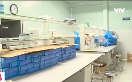 Video quay phòng thí nghiệm của Việt Á gây tranh cãi: Tiến sĩ công nghệ sinh học nói gì?