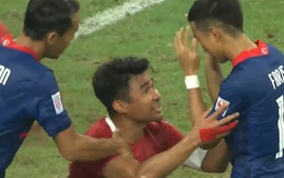Cầu thủ Indonesia có hành vi phản cảm sau khi đội bạn hỏng phạt đền ở bán kết lượt về AFF Cup 2020