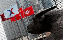 Mỹ tăng cường giám sát các công ty có vốn Trung Quốc, sàn chứng khoán Hồng Kông “ngư ông đắc lợi”