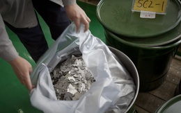 Liên tiếp hứng đòn công kích, Trung Quốc sử dụng tới con bài đất hiếm