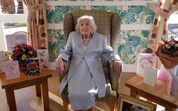 Cụ bà người Anh 106 tuổi sống khoẻ mạnh, vượt qua cả Covid-19, bí quyết sống thọ là nhờ thứ này mỗi ngày