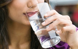 6 kiểu người nhất định phải uống đủ nước: Một cốc nước đôi khi có thể "cứu mạng"