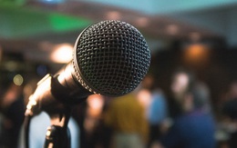 Chuyên gia cảnh báo: 5 tác hại cho sức khoẻ khi hát karaoke "giải" rượu bia