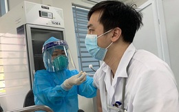 Chưa ghi nhận hiện tượng đông máu, Việt Nam vẫn tiếp tục tiêm vaccine AstraZeneca