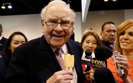 Điều hành đế chế đầu tư 40 năm, Warren Buffett nhận lương bao nhiêu?