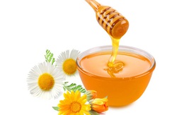 Giáo sư dinh dưỡng đính chính 8 hiểu lầm khi dùng mật ong: Hóa ra hầu hết mọi người đều có thể sai