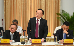 Chủ tịch DOJI Đỗ Minh Phú: Hệ thống pháp luật đang là lực cản của nhiều mô hình kinh tế mới như Grab, AirBnB hay cho vay ngang hàng P2P
