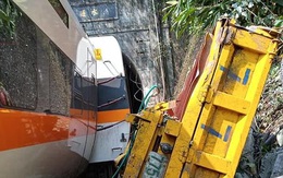 Tàu cao tốc trật đường ray ở Đài Loan, ít nhất 48 người chết