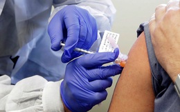 Những người nào chưa nên tiêm vaccine Covid-19?