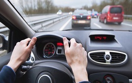 6 thói quen lái xe khiến xe ô tô nhanh hỏng nhất