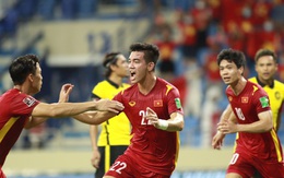 Đội tuyển Việt Nam vào tốp 90 thế giới, hơn Malaysia 68 bậc
